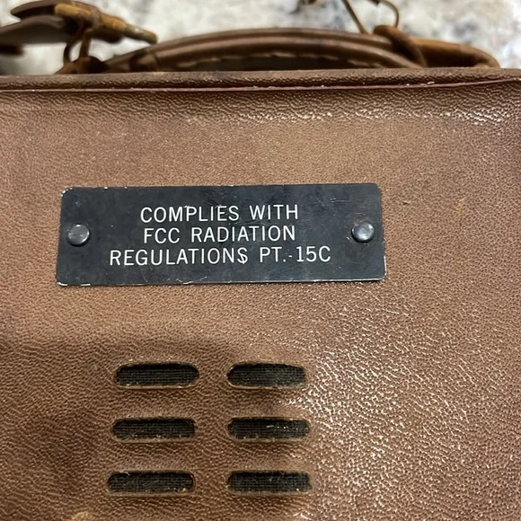 Vintage GE P975D Transistor Portable Radio General Electric AM FM Works Case - Picture 7 of 7